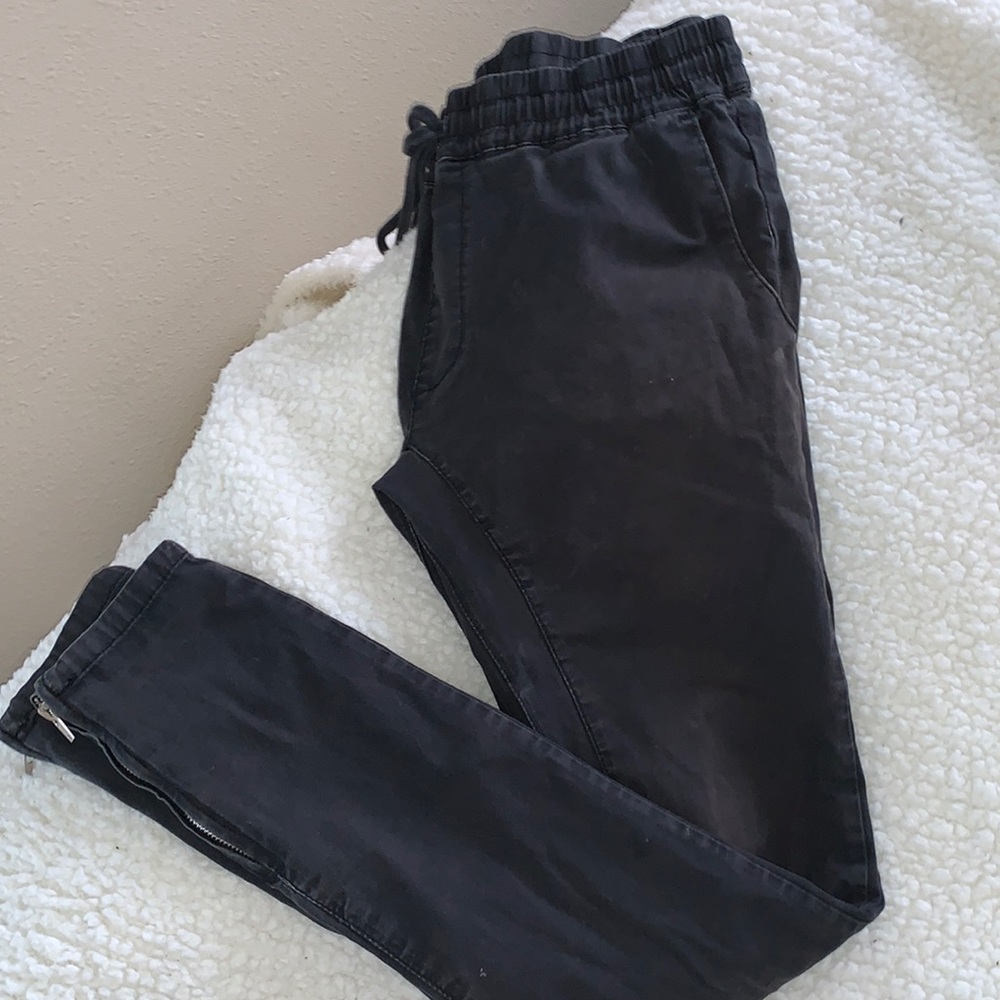PAC Sun tapered with zipper joggers